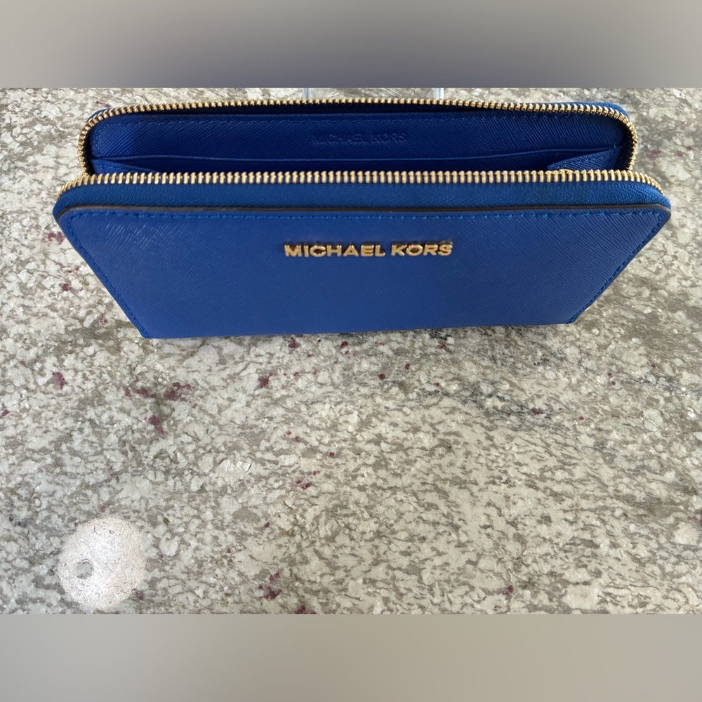 Michael Kors 3PC Blue Hamilton Satchel w/ Gold Accents, Wallet & MK Dust Bag EUC - Picture 8 of 12